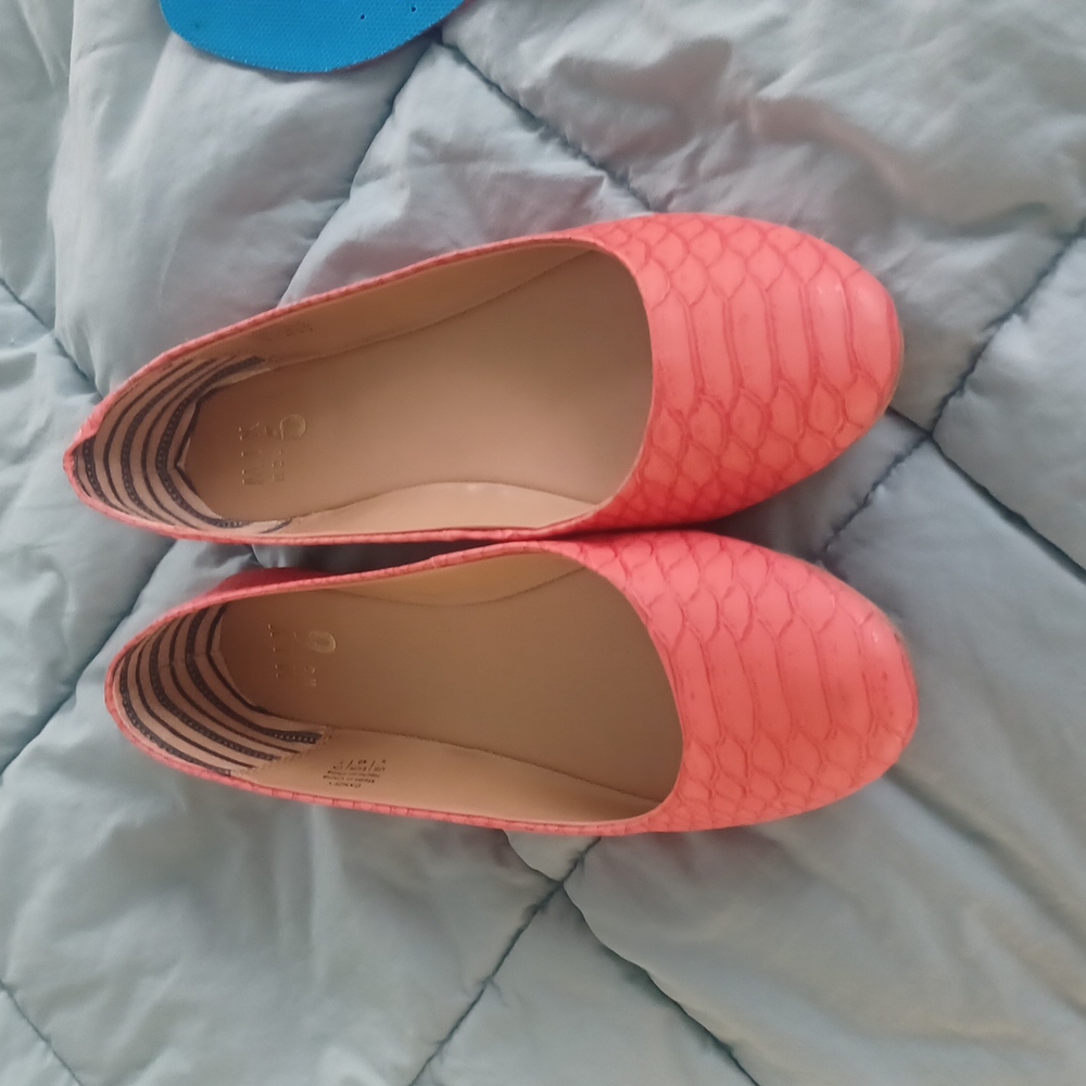 Mixi no 6 pinky peach  flats  worn lightly